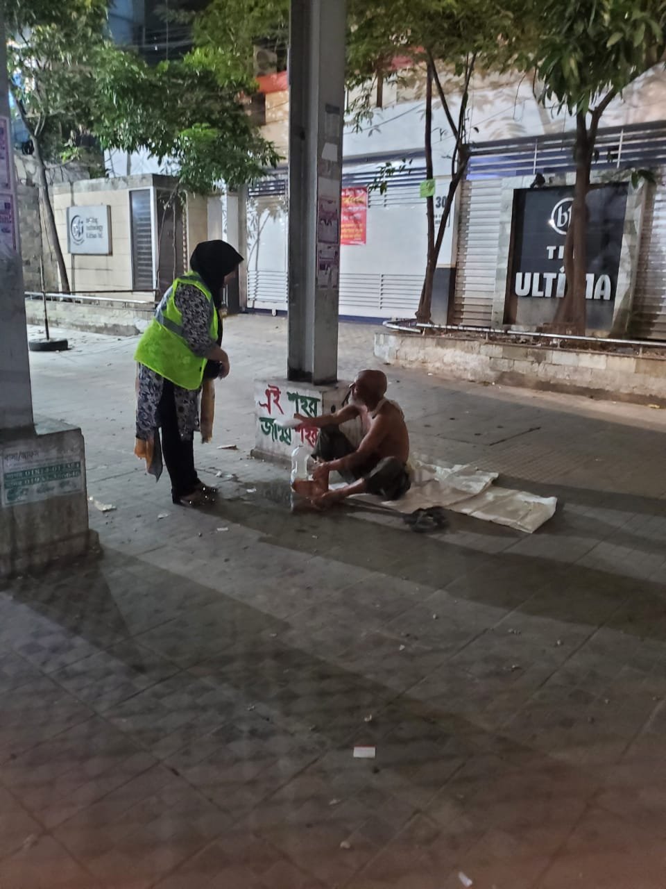 A single volunteer working on the street